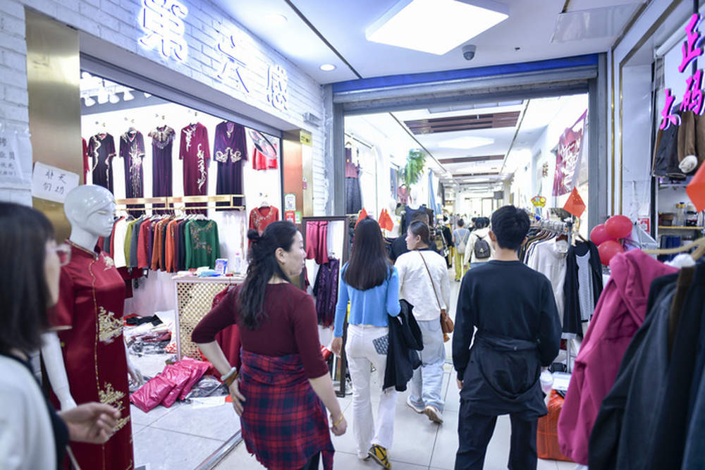 单日最高客流量突破3万人次，济南泺口服装城老商圈焕发新活力