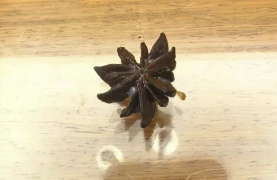 买的“八角”数出13个角，一查竟有毒！特别提醒