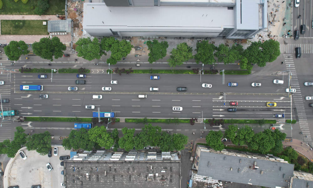 泺源大街与南门大街路口设置可变车道 通行效率提高14.3%