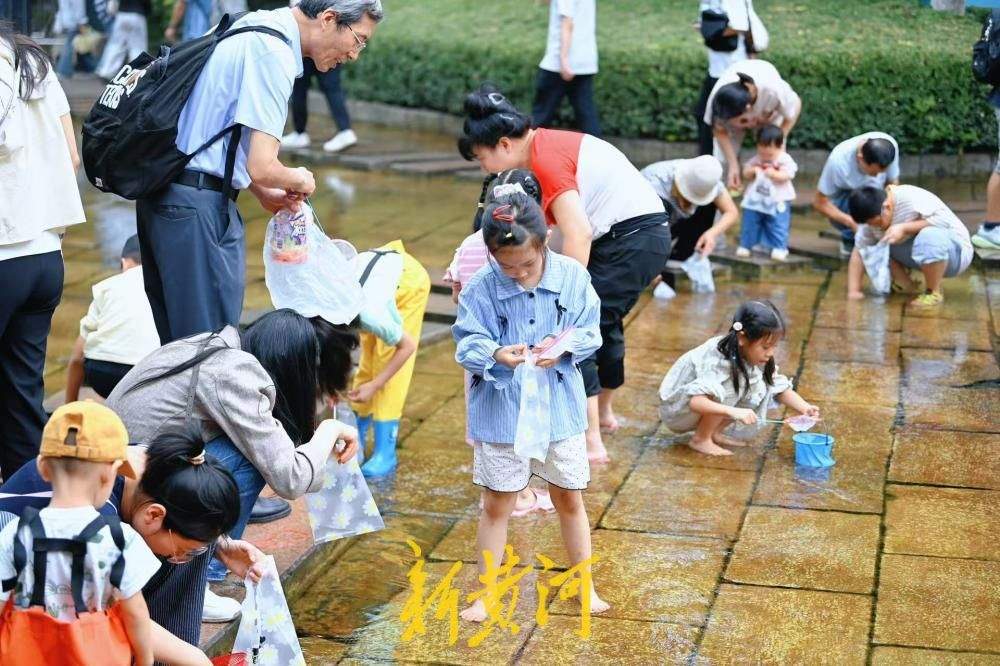 济南中秋限定童趣 五龙潭泉畔捉虾欢乐多