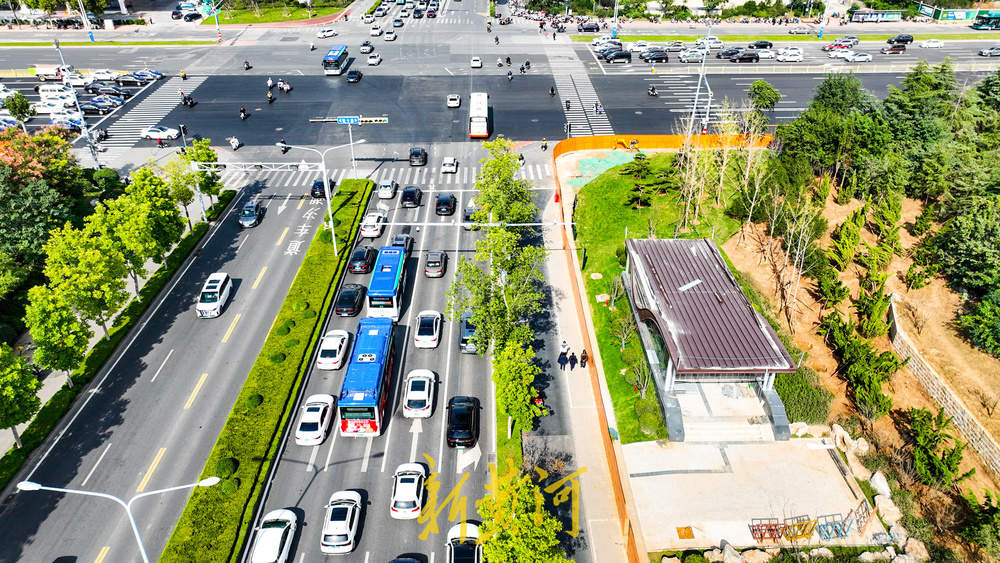 济南地铁换乘站新出入口露出地面 紧邻奥体中心CBD