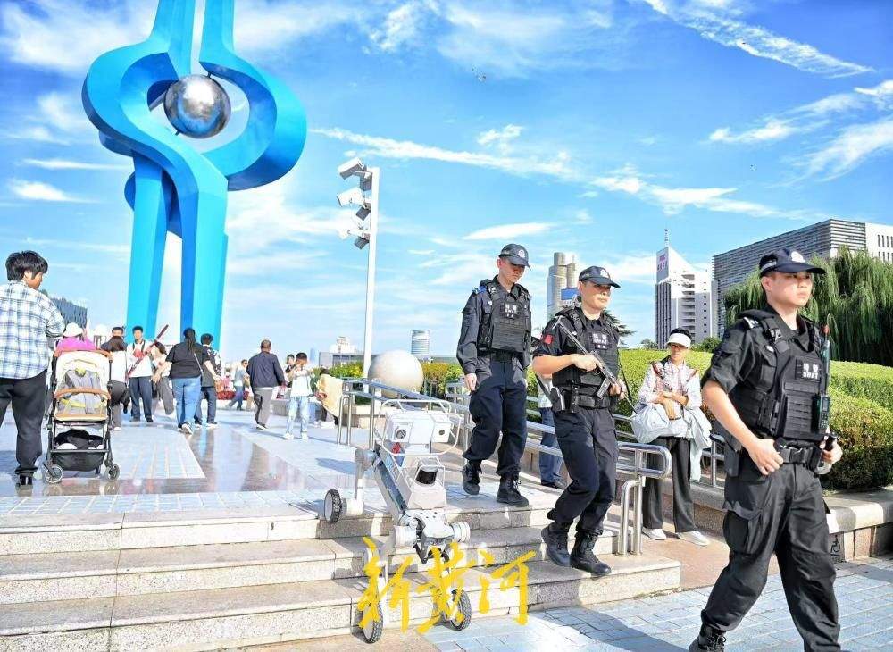 硬核守护！济南特巡警数智警犬助力国庆安保