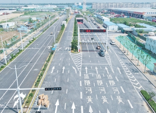 黄岗路黄河隧道南出入口亮相