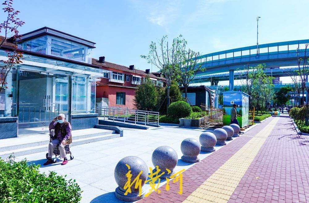 济南地铁4号线省体育中心站新增两个出入口亮相
