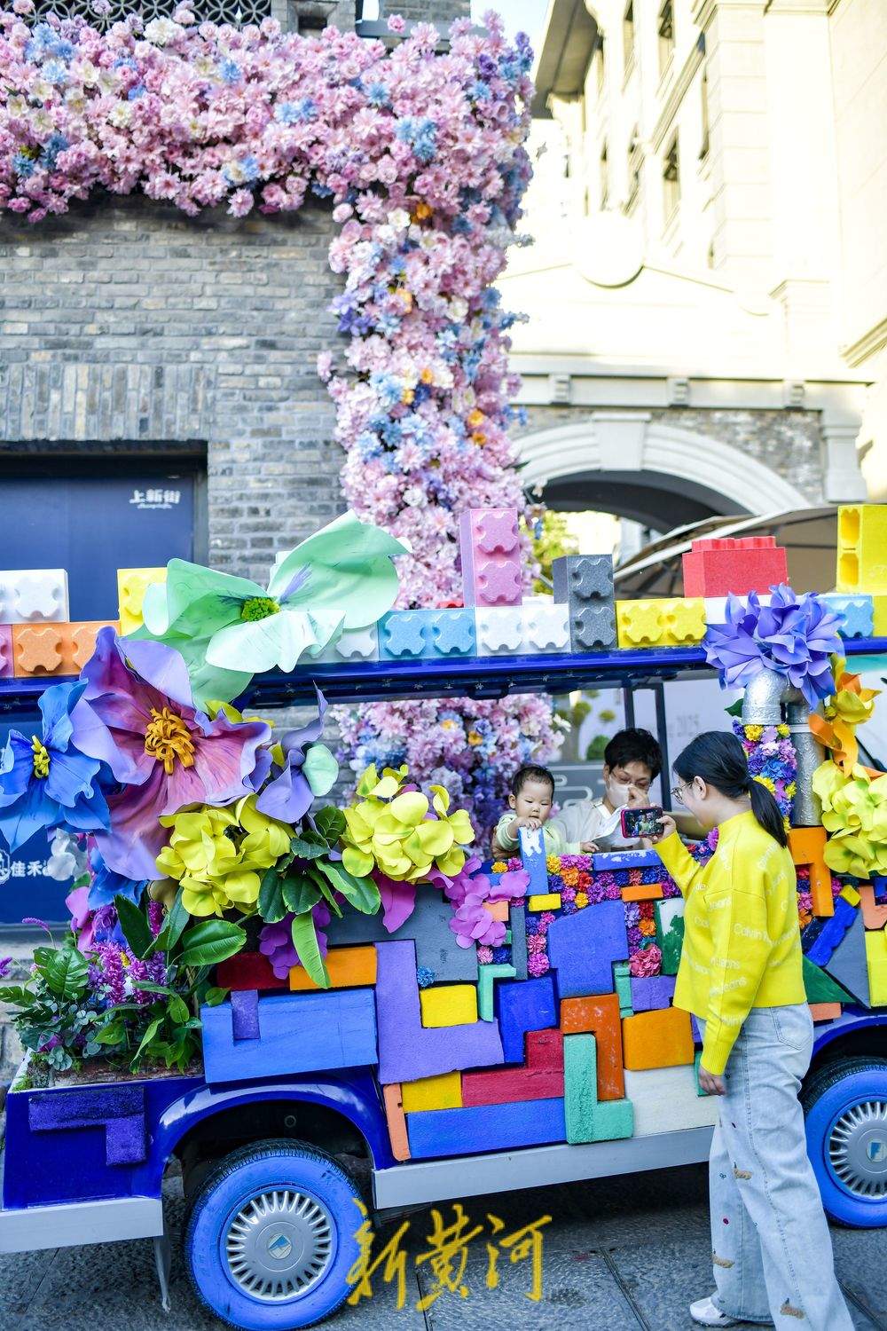 一年四季 泉在济南｜上新！济南百年老街换新装假期首秀