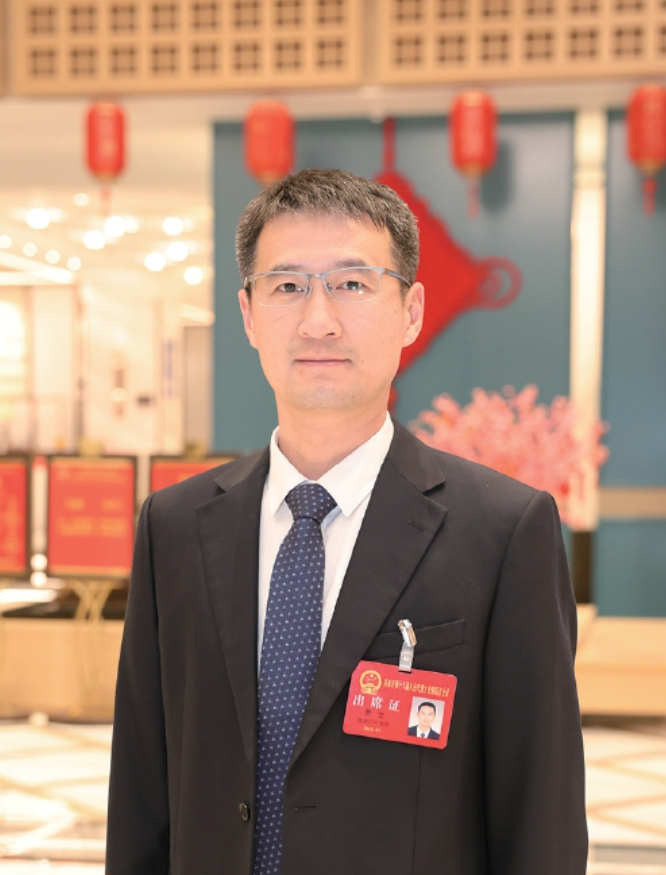 市人大代表、共青团济南市委书记贾文：全力推进青年发展友好型城市建设