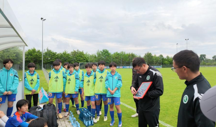 赴德国，向远行——历城二中女足参加全国青少年校园足球赴德交流