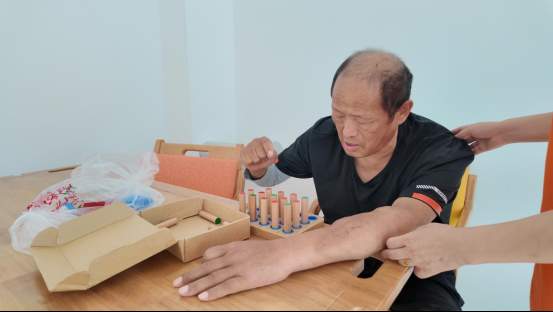 融媒·见证丨长护险落地公立医院，告别“一人失能、全家失衡”——​“一张床”暖了五千家