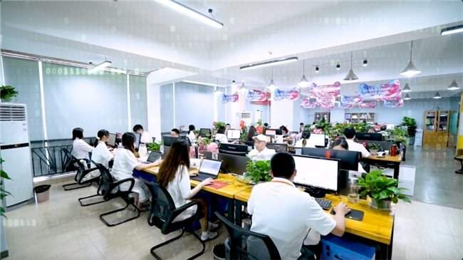 面试收到路费 重庆工商大学毕业生求职经历意外爆火