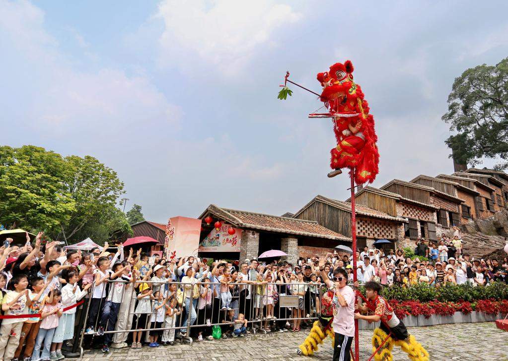 沉浸体验·AI上岗·治愈经济——这个“五一”文旅消费吹新风