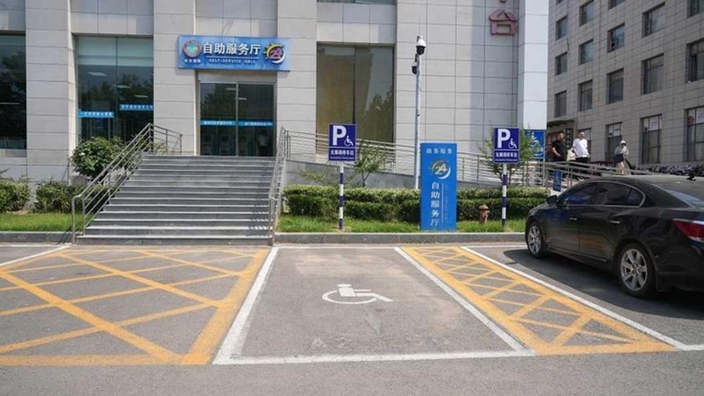 山东持续推进无障碍环境建设，老旧小区改造已加装电梯9000余部