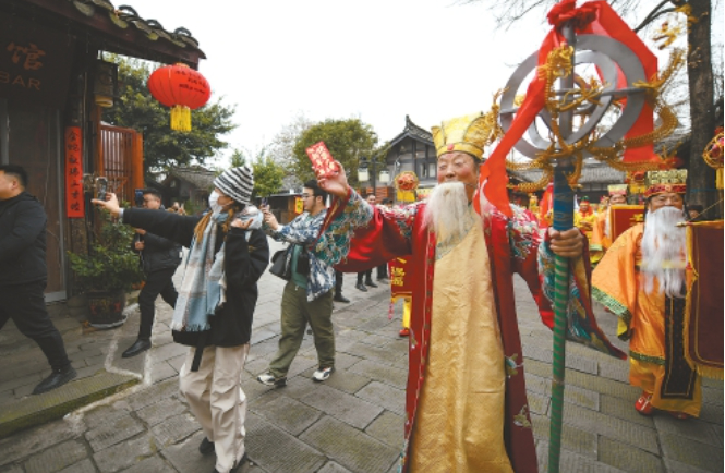 书写新时代春节故事——乙巳春节即景