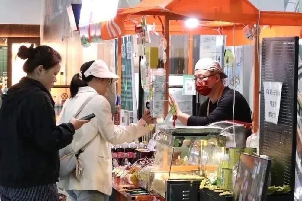 从“赶路”到“留步”：济南地铁4号线把烟火揉进通勤时光