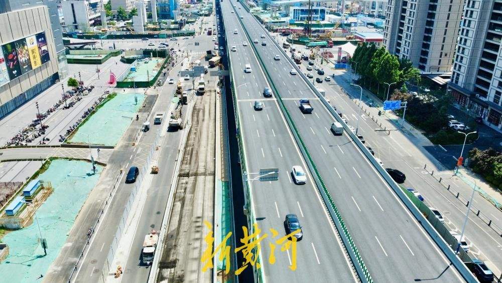 济南工业北路快速路上桥匝道封闭，老路口“让位”新枢纽
