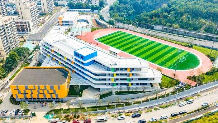 济南历下区CBD西片区中小学项目进入收尾阶段，优质教育配套加速落地