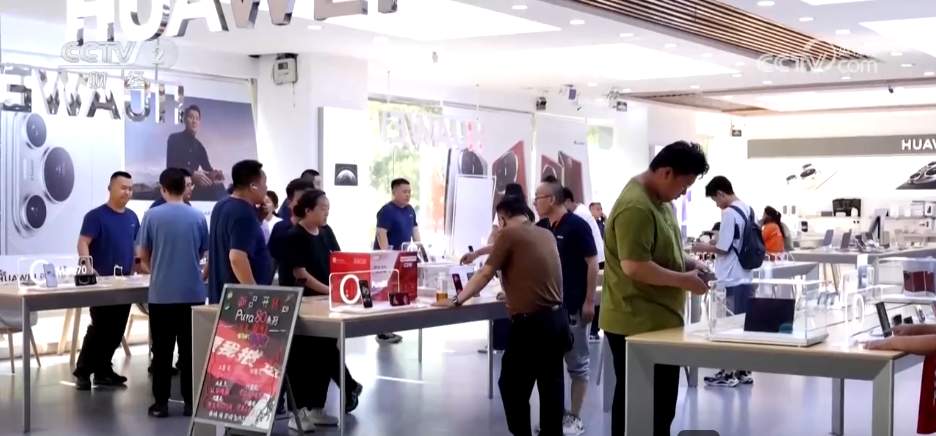 “后高考经济”火热升温 数码产品、毕业旅行、学驾驶成消费热点