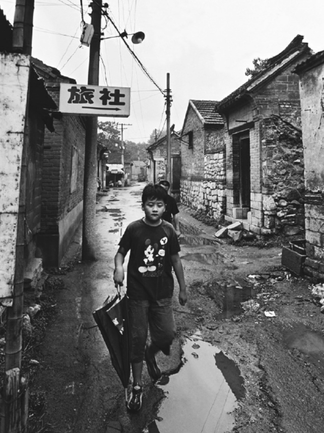 我心中的雨巷与泉水相连