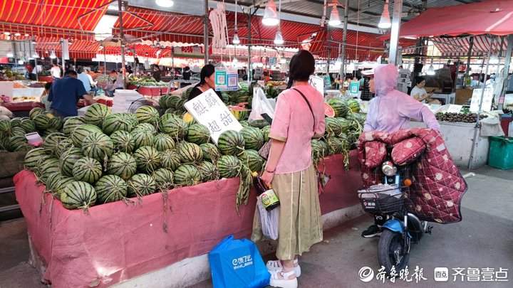 天气越热、销量越“热”，济南西瓜价格开始回升上涨