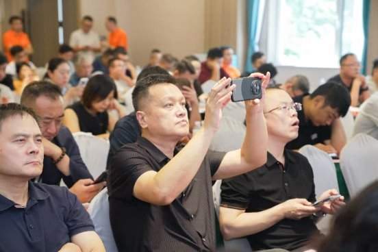 大势共生，成人达己——银发经济高质量发展暨家居适老化服务创新研讨会在济南圆满落幕