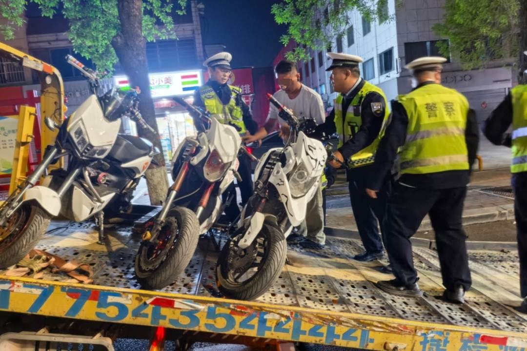 日均出动警力8.9万人次！“五一”假期山东全省社会大局稳定，治安秩序良好