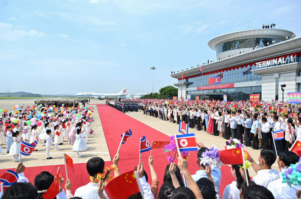 高清大图｜金正恩为习近平举行欢送仪式