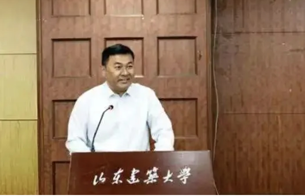 王志民先生学术报告“稷下学宫与希腊学园”成功举办
