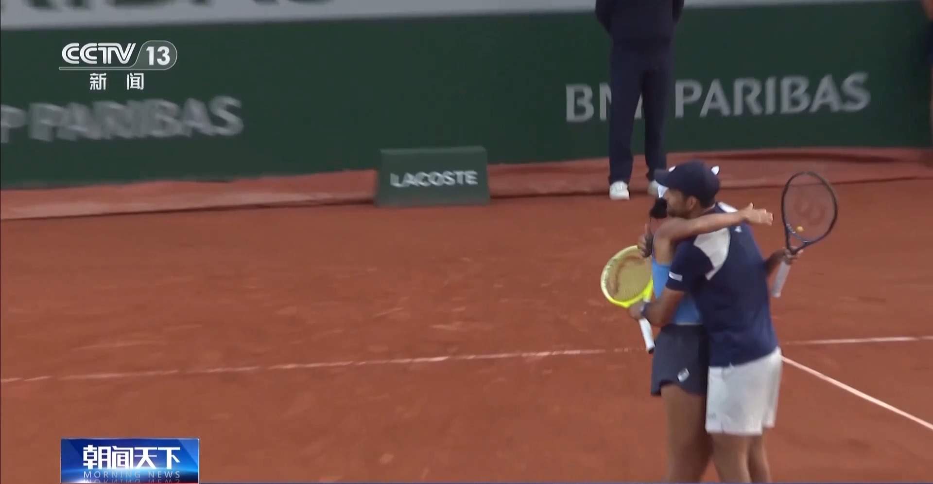 速战速决 张帅/阿雷瓦洛挺进法网混双四强