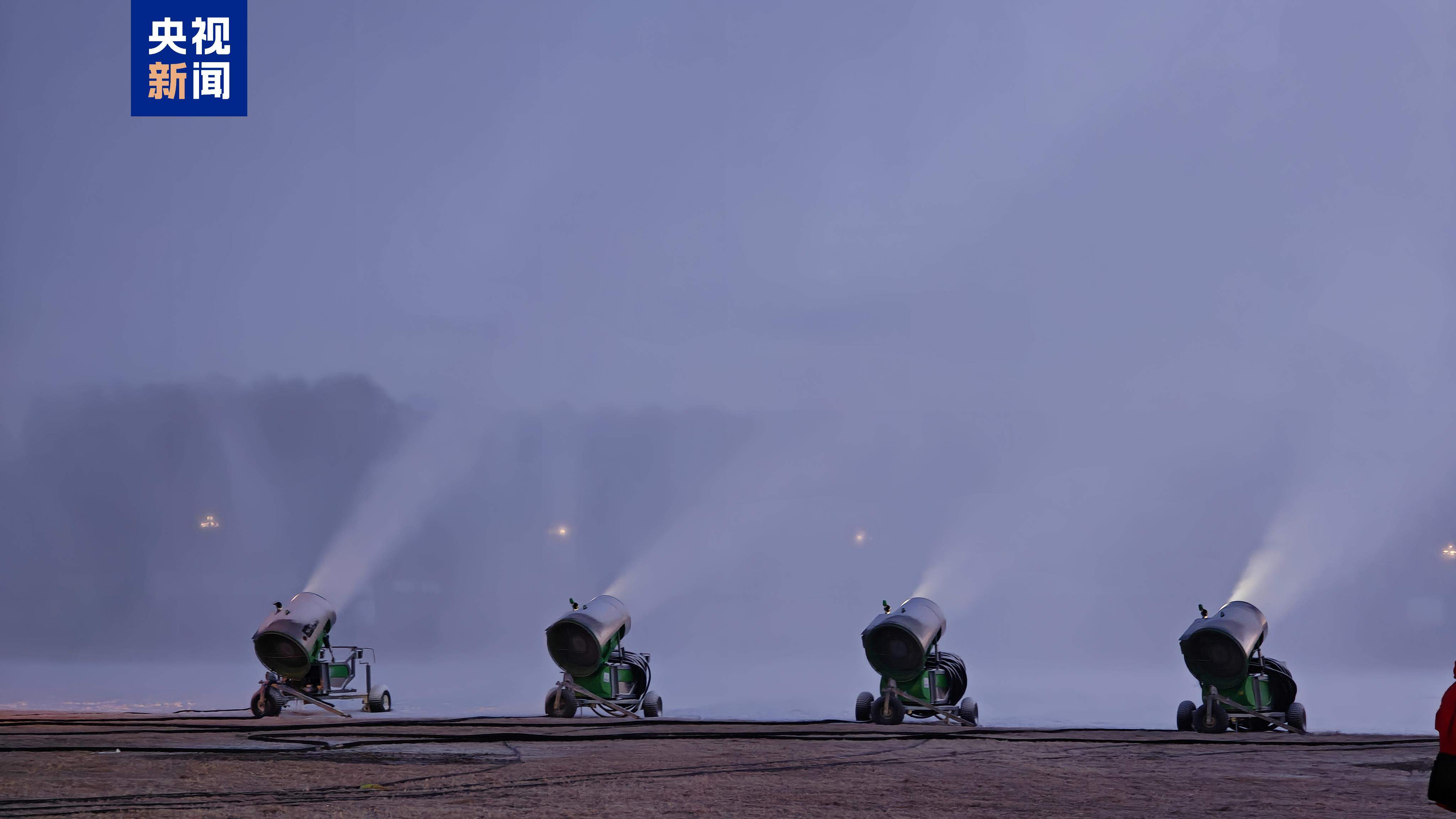 哈尔滨太阳岛雪博会制雪启动 迈入实体景观雕琢环节