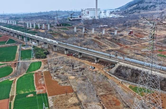 济滨、济枣高铁双线建设并进，山东“米”字型高铁网加速织密