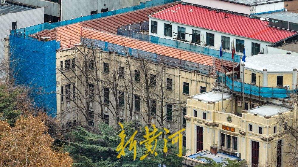 济南一百年历史老洋楼修缮换“新装”