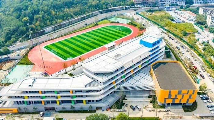 济南历下区CBD西片区中小学项目进入收尾阶段，优质教育配套加速落地