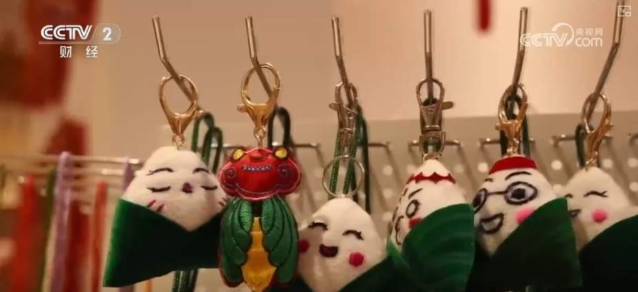 国潮风劲吹赋能“端午经济” 传统民俗激活消费新引擎