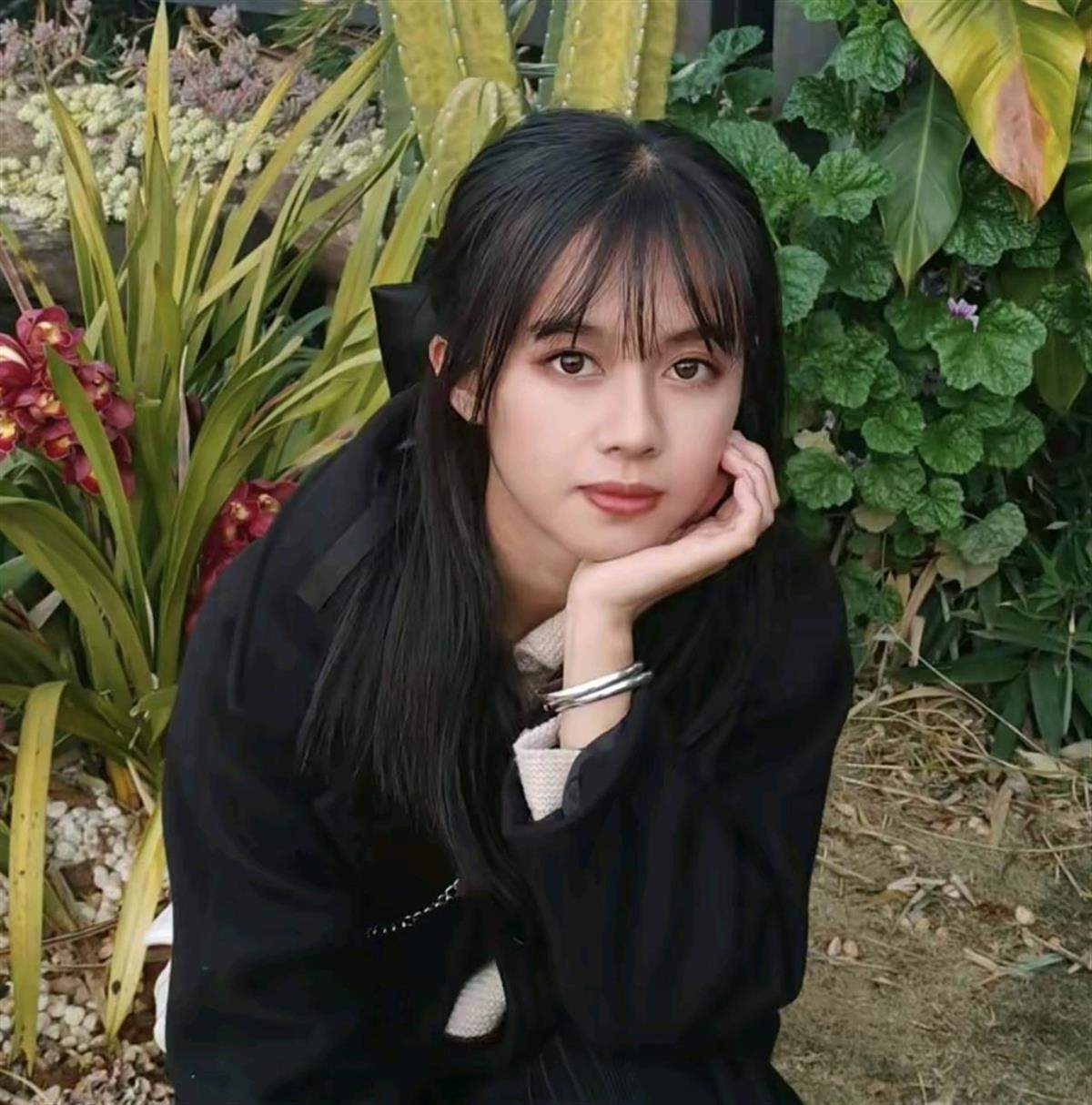 抗癌网红辅警“卜娜娜”去世，亲属：她身体扛不住化疗了，正处理后事