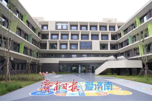 全市城市更新和乡村振兴现场推进会到起步区天桥区槐荫区市中区调研 刘强于海田韩金峰杨峰参加活动