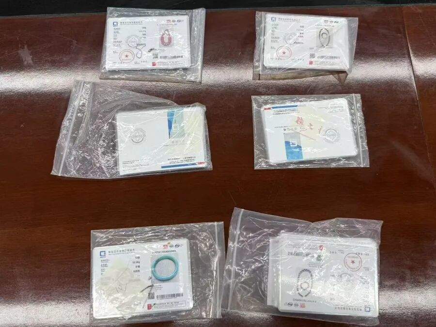 花费88万元后，阿婆被踢出直播间