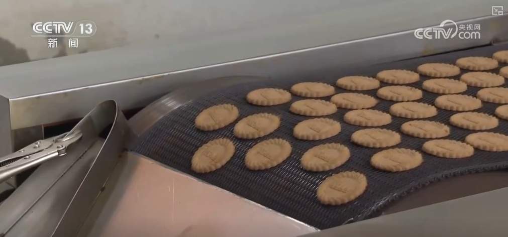 “优化服务+智慧装备” 让农民“少跑路” 确保粮归仓、钱到账