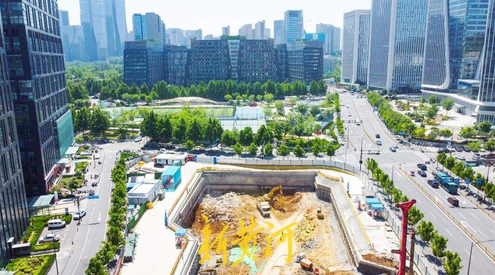 济南舜泰广场“地上车场”将变“地下车库”，新增500个停车位