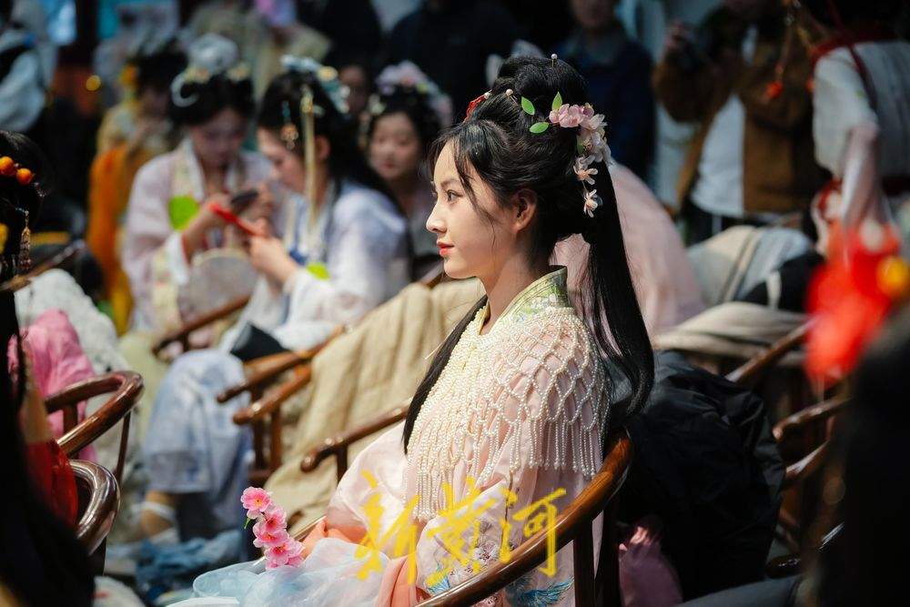 花朝节“十二花神”选拔启动，约百位汉服佳丽展古韵风华