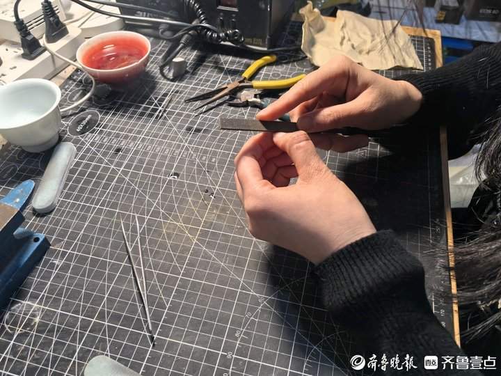 济南95后瓷器修复师，四年光阴修补七百多个故事