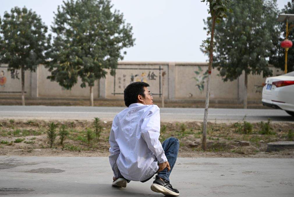 扎根，两位援疆医生的共同选择