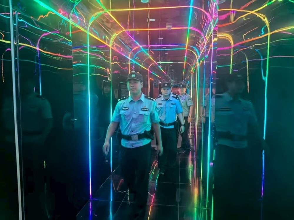 突击清查！济南警方开展娱乐场所夜间清查行动