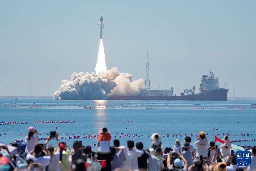 我国成功发射东方慧眼高光谱01、02星