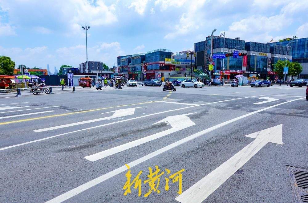 大明湖西南门路口交通优化升级 多项微改造提升通行效率