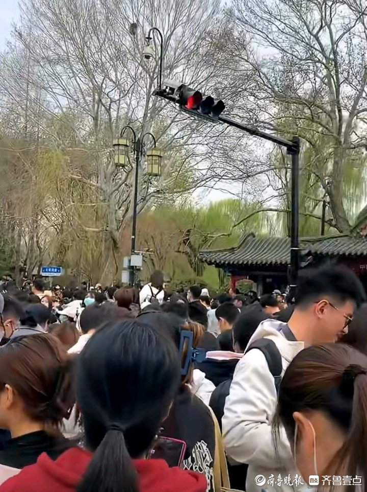 当“综艺火”撞上“文旅热”：一场流量的“双向奔赴”