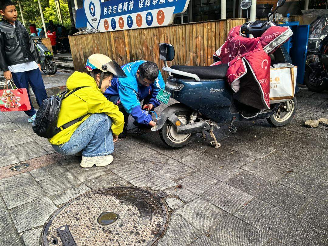 从“小哥”到“驿站合伙人”，外卖骑手在济南找到归属感