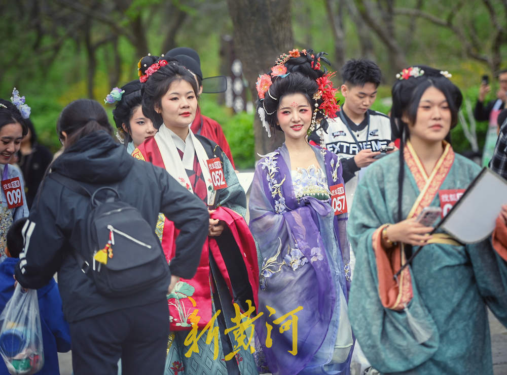 一起上春山！济南千佛山“三月三”民俗文化庙会今起开启