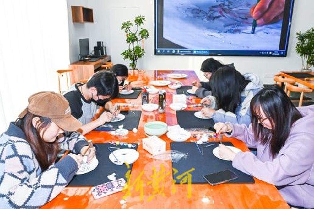 “文艺两新”集聚区实践基地落户印象济南