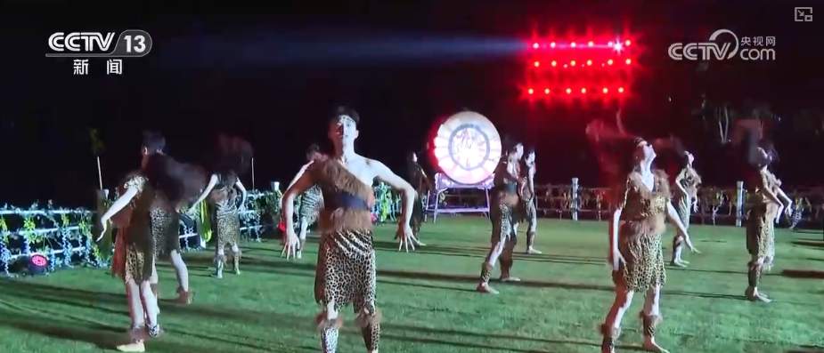 “八小时外”消费火热 夏日经济“夜动力”撬动消费“夜”态新引擎