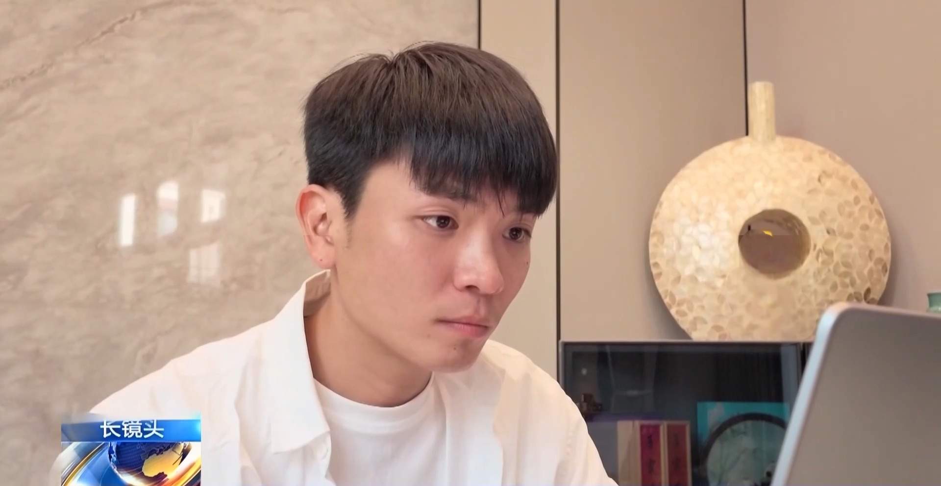 云南小伙打造爆款AI短片 让梦想出圈的是热爱与坚持