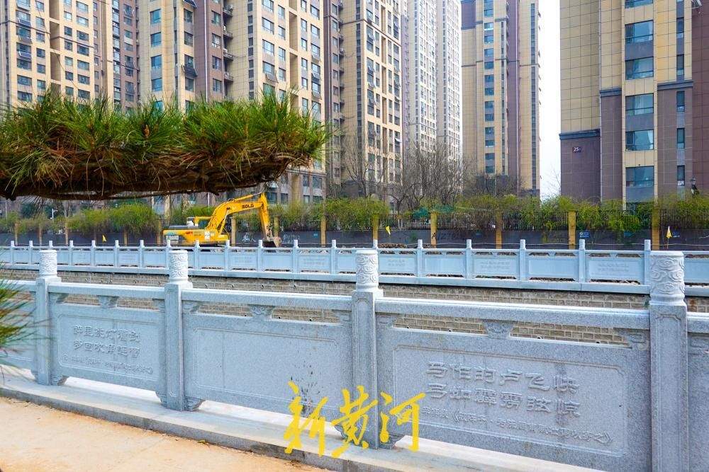 济南东泺河变身“诗词长廊”,二安文化刻上护栏